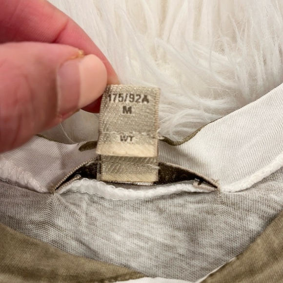 Burberry Brit Logo Scoop Neck Cotton Tee - Picture 9 of 15